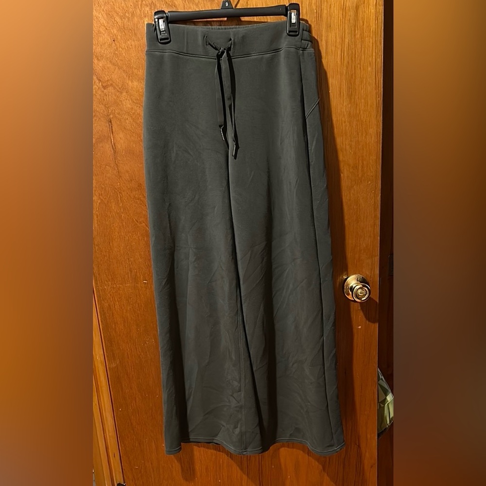 Spanx sweatpants size medium